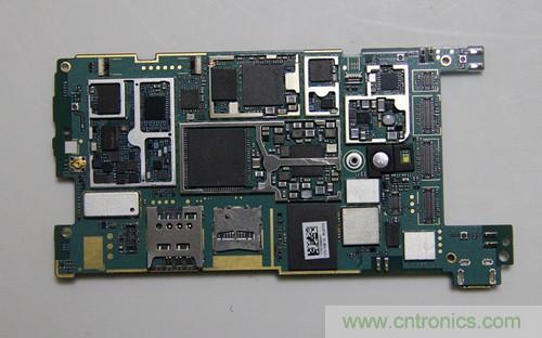 拆解4G新機索尼M35t：用料十足，易于維修