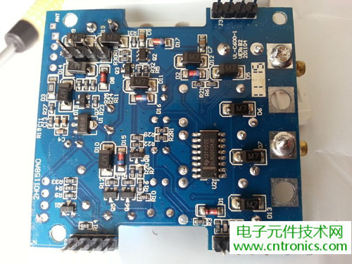 一款觸控開關拆解，做工不錯