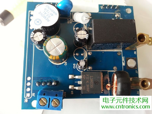 一款觸控開關拆解，做工不錯