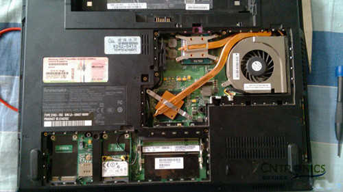 創意DIY：將筆記本大卸八塊做成臺式機！