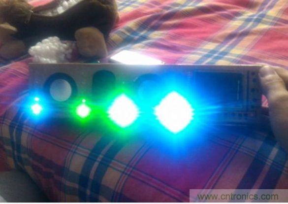 組裝，調試，安裝吸音棉