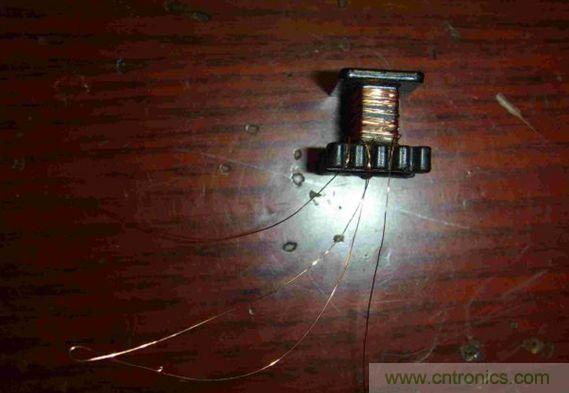 DIY單管自激，領(lǐng)略高壓電火花風(fēng)采