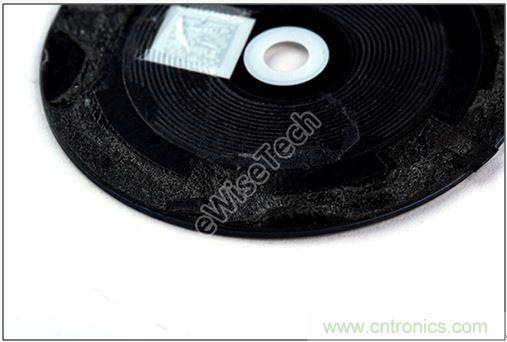 MOTO 360二代智能手表拆解：只有細(xì)節(jié)，沒(méi)有亮點(diǎn)