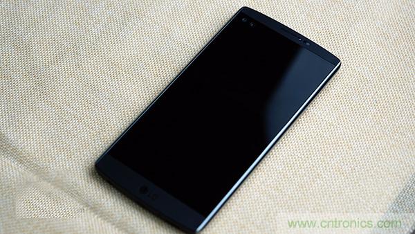 業界良心 LG V10 評測:剛毅、冷峻，不失人性化