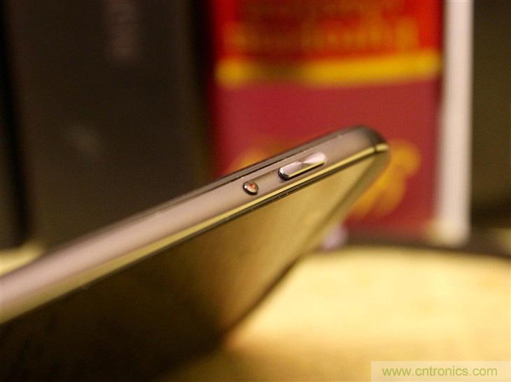 能媲美微單的 Zenfone Zoom測(cè)評(píng)：請(qǐng)叫我&ldquo;奧利奧&rdquo;拍照手機(jī)