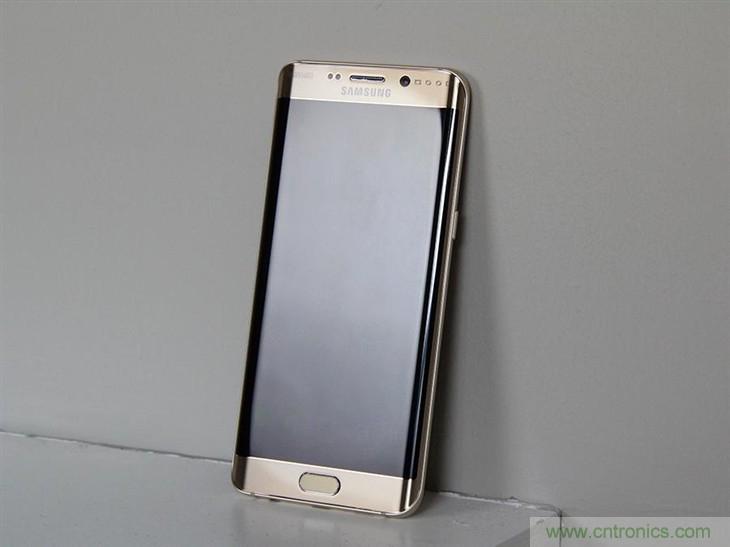 三星S6 edge+評(píng)測(cè)：擊退note 5，帶著雙曲屏卷土重來(lái)