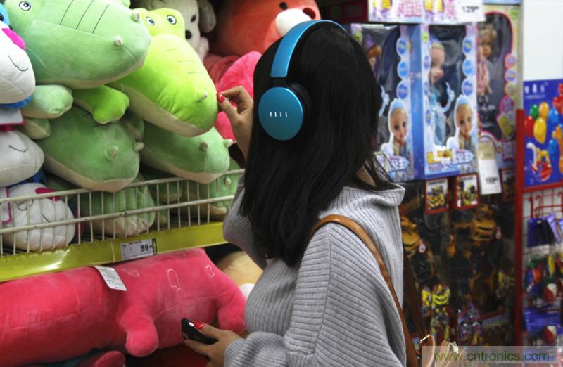 頭條哥的夢(mèng)想之作！FIIL耳機(jī)能讓汪峰上頭條否？