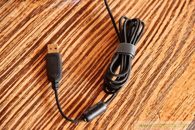 左手寫愛，右手寫他&mdash;&mdash;從此鍵盤鼠標不分家！