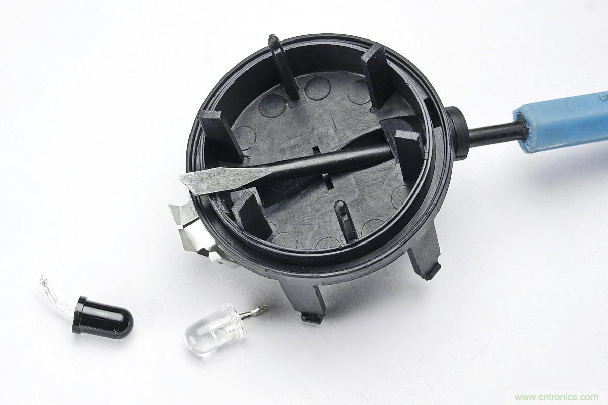 小米煙霧報警器拆解：一顆電池可用五年是如何做到的？