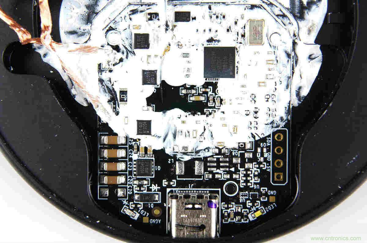 拆解對比：系出同門，小米、紫米無線充電器的差別有多大？