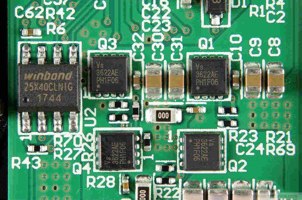 拆解對比：系出同門，小米、紫米無線充電器的差別有多大？