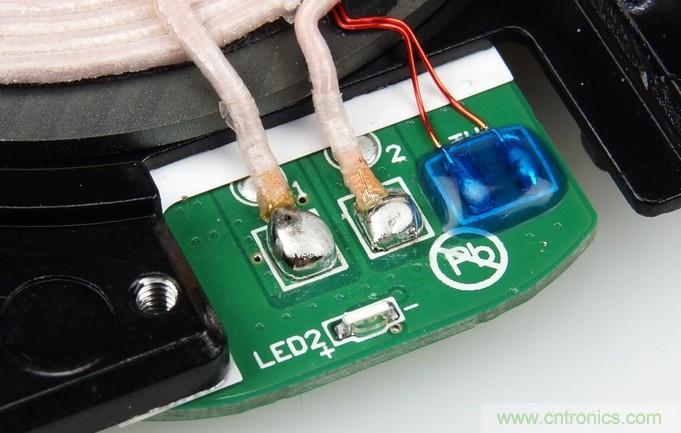 拆解對比：系出同門，小米、紫米無線充電器的差別有多大？