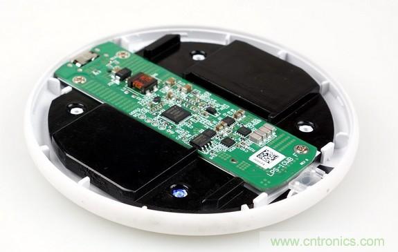 拆解對比：系出同門，小米、紫米無線充電器的差別有多大？