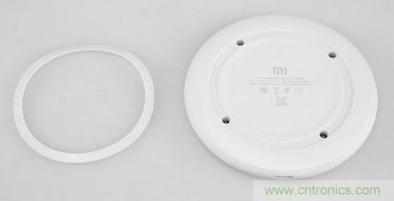 拆解對比：系出同門，小米、紫米無線充電器的差別有多大？