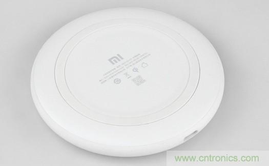 拆解對比：系出同門，小米、紫米無線充電器的差別有多大？