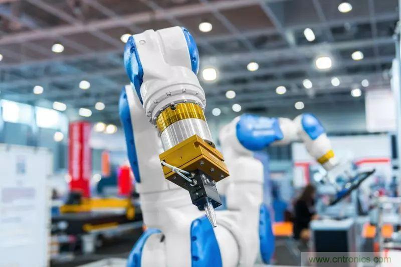 實(shí)現(xiàn)機(jī)器人的自主性？嵌入式模擬智能可以達(dá)到新高度！